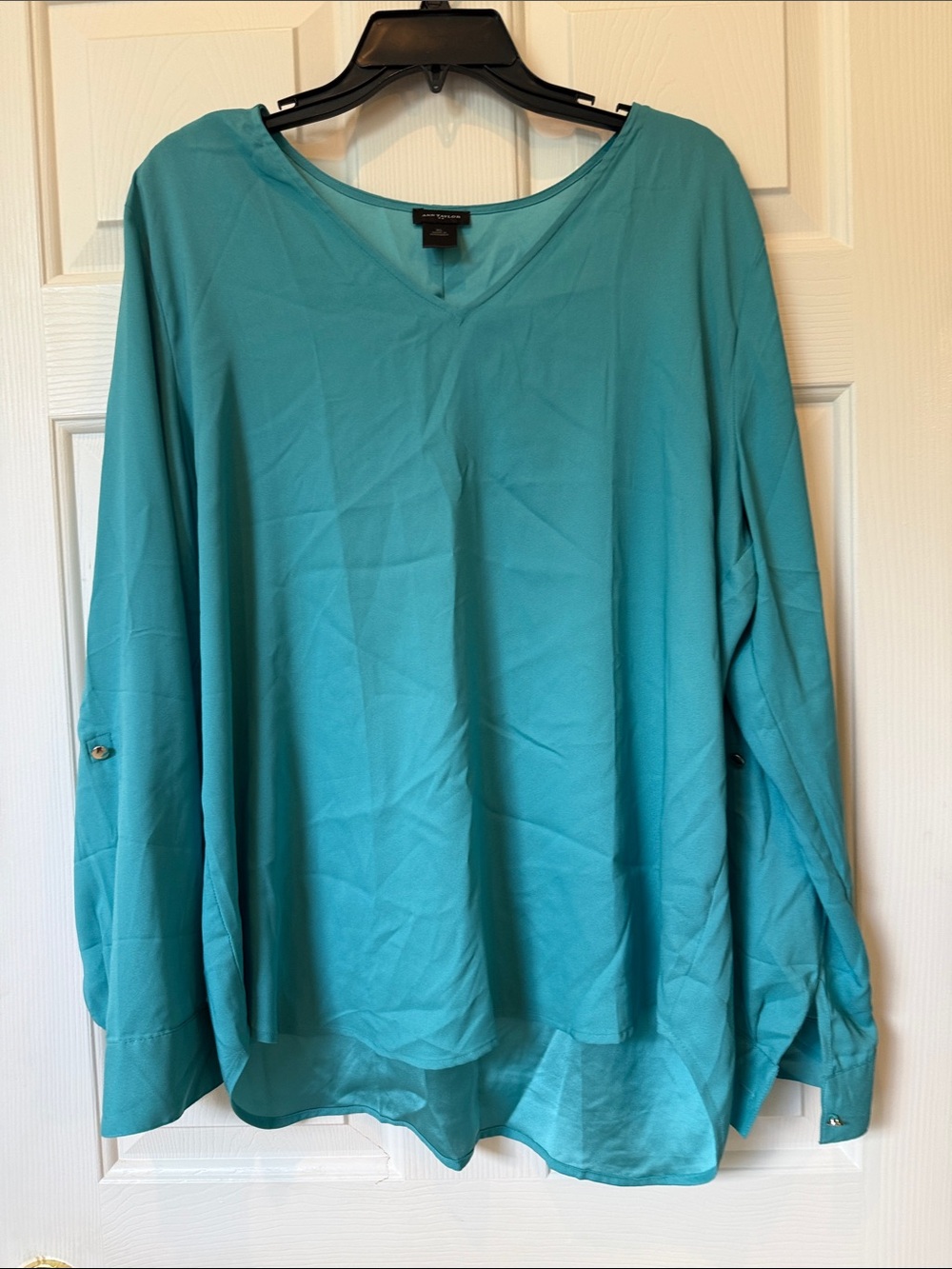 Ann Taylor Turquoise V-Neck Long-Sleeve Tunic